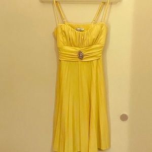 Yellow dress